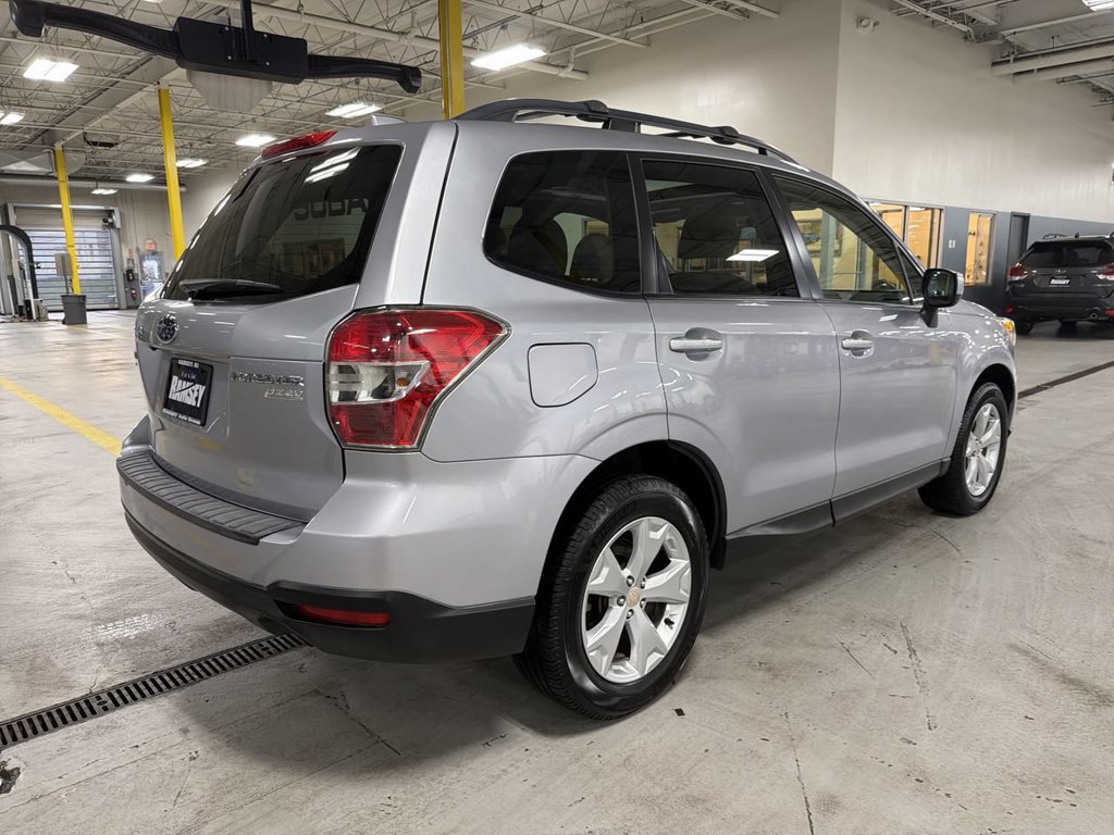 Used 2016 Subaru Forester 2.5i Premium w/ All-Weather Package AWD/4WD image 8