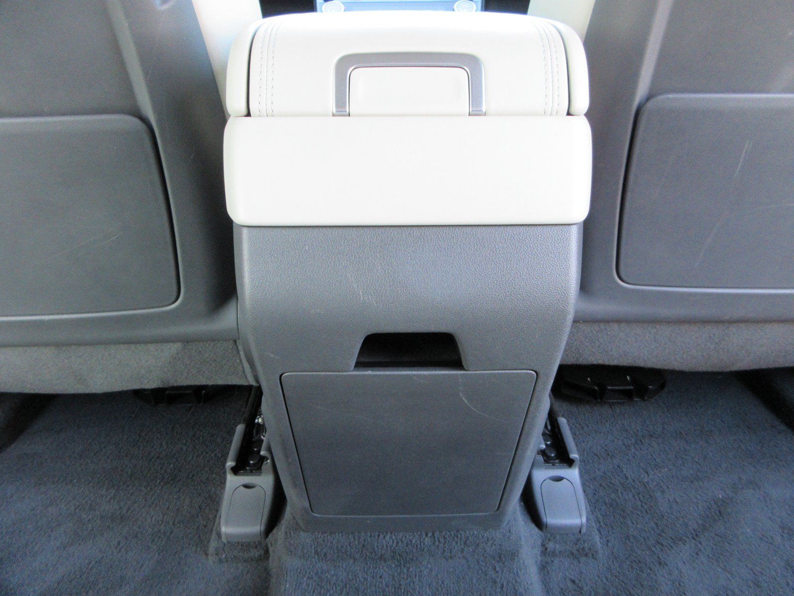Used 2024 Hyundai Santa Fe Limited AWD/4WD image 25