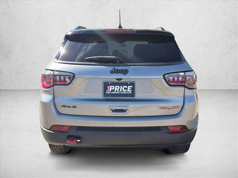 Used 2018 Jeep Compass Trailhawk w/ Cold Weather Group AWD/4WD image 7