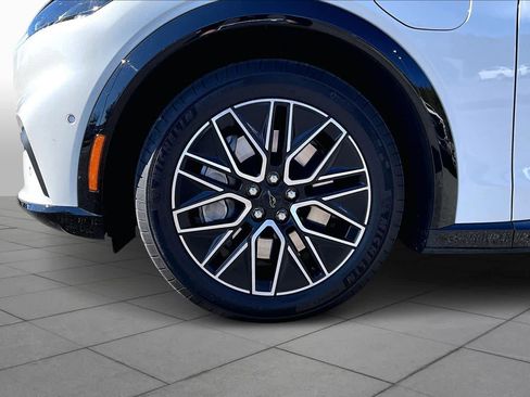 Used 2024 Ford Mustang Mach-E Premium image 11