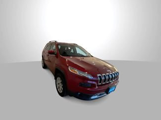 Used 2017 Jeep Cherokee Latitude w/ Safety/Convenience Group video 2