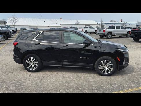 Certified 2024 Chevrolet Equinox LT w/ LPO, Floor Liner Package image 35