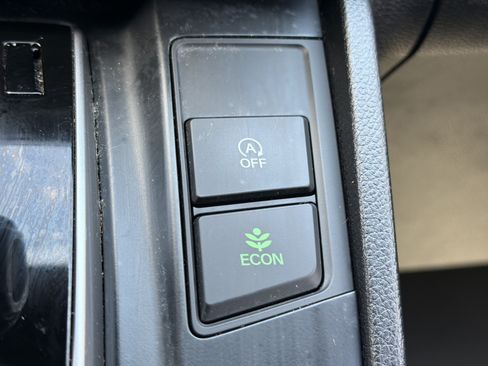 Used 2021 Honda CR-V EX-L image 8