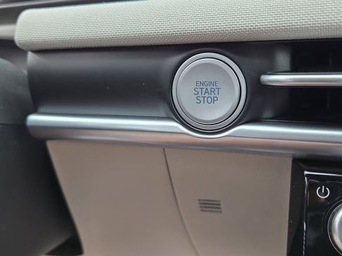 New 2026 Hyundai Tucson Limited AWD/4WD image 11