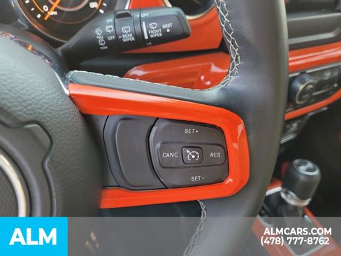 Used 2018 Jeep Wrangler Unlimited Sahara image 24