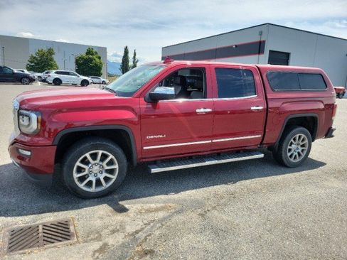 Used 2018 GMC Sierra 1500 Denali AWD/4WD image 1