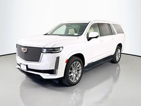 Used 2021 Cadillac Escalade ESV Premium Luxury w/ LPO, Radiant Package AWD/4WD image 3