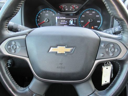 Used 2018 Chevrolet Colorado Z71 RWD image 23