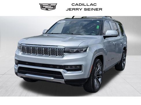 Used 2022 Jeep Grand Wagoneer Series III AWD/4WD image 1