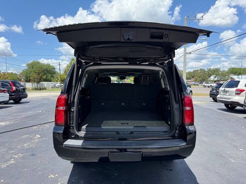 Used 2015 Chevrolet Suburban LT image 6
