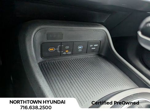 Used 2024 Hyundai Kona SEL image 19