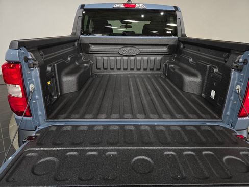 New 2025 Ford Maverick XLT image 8