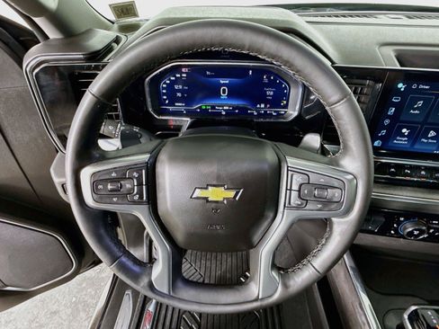 Used 2024 Chevrolet Silverado 1500 LTZ w/ LTZ Premium Package AWD/4WD image 4