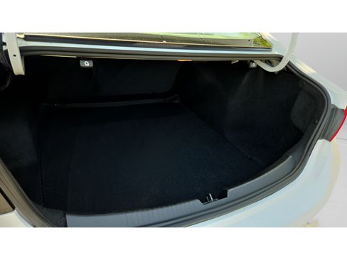 Used 2024 Chevrolet Malibu LT FWD image 13