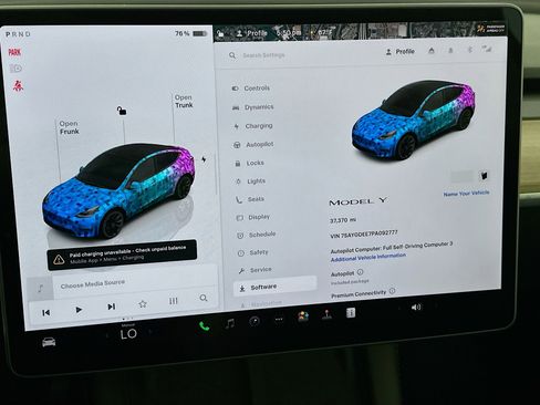 Used 2023 Tesla Model Y Long Range image 17