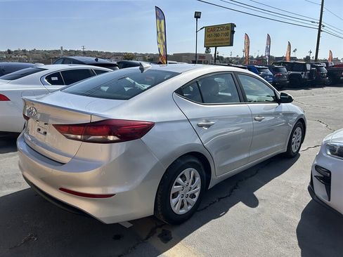 Used 2018 Hyundai Elantra SE w/ SE Connectivity Package 04 image 15