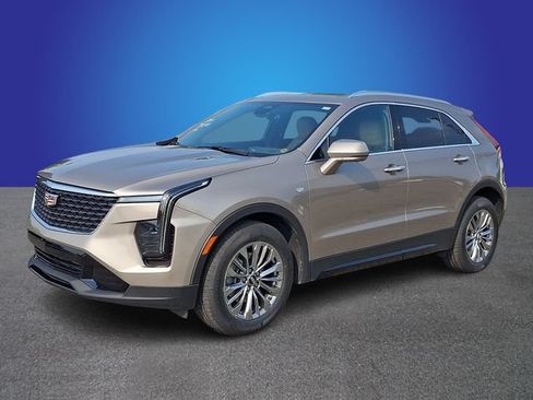Certified 2025 Cadillac XT4 Premium Luxury FWD image 1