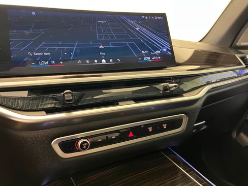 Used 2026 BMW X5 sDrive40i image 18