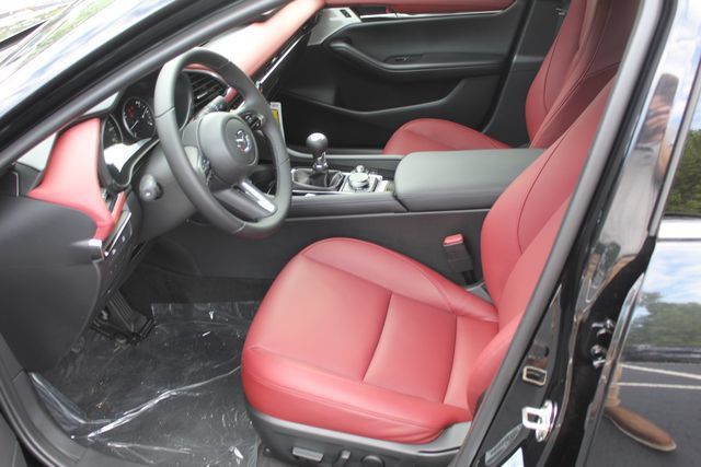 New 2026 MAZDA MAZDA3 2.5 S Hatchback w/ Premium Pkg FWD image 12