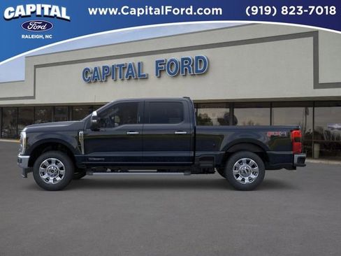 New 2026 Ford F250 Lariat w/ Chrome Package AWD/4WD image 3