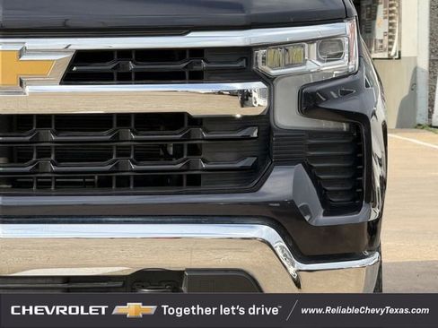 Used 2023 Chevrolet Silverado 1500 LT AWD/4WD image 4