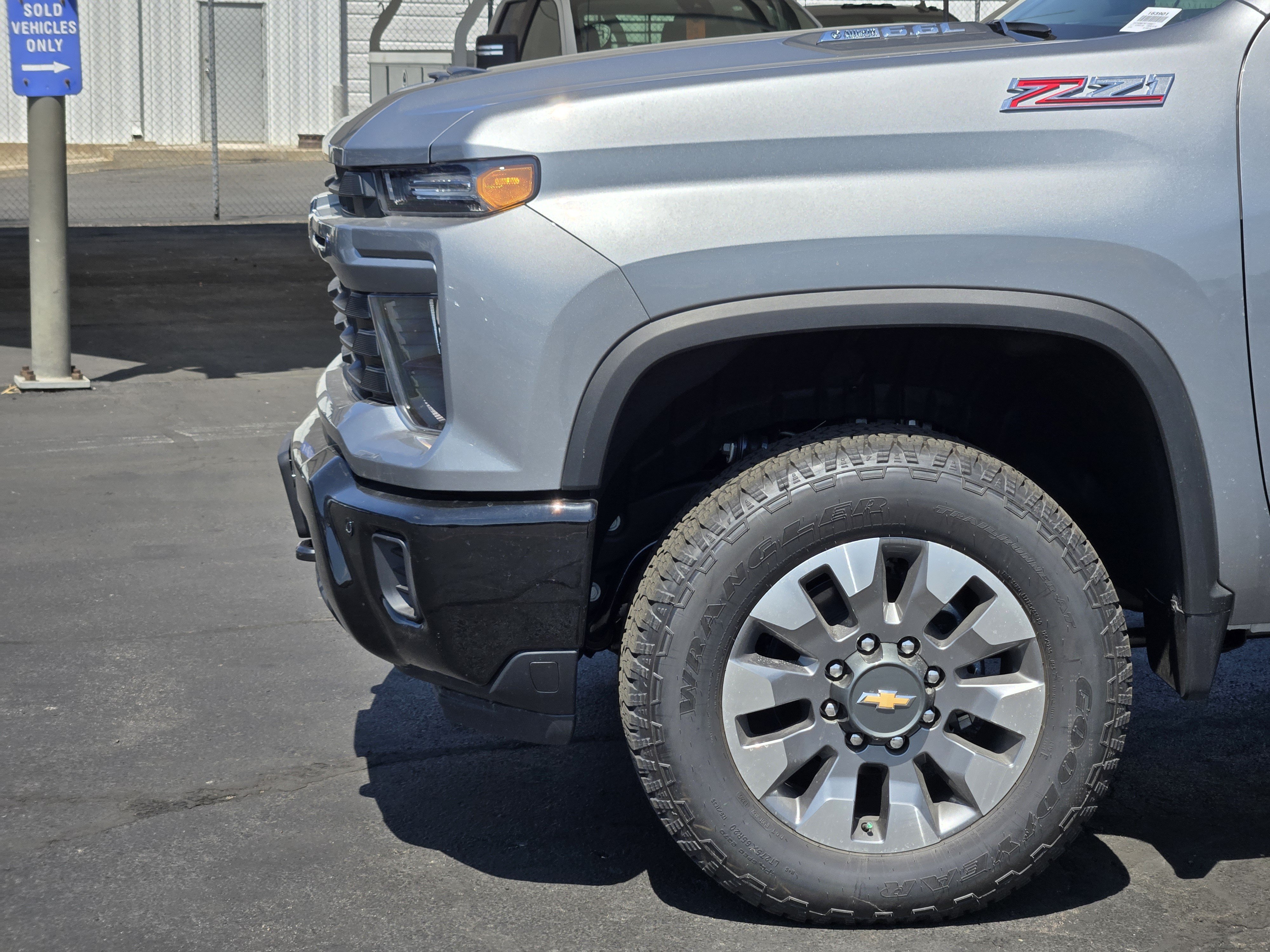 New 2026 Chevrolet Silverado 2500 Custom w/ Custom Value Package AWD/4WD image 5