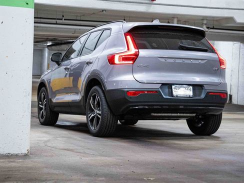 New 2026 Volvo XC40 B5 Core AWD/4WD image 5