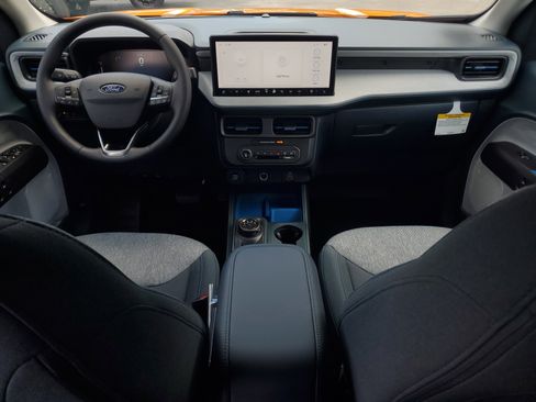 Used 2026 Ford Maverick XLT w/ XLT Luxury Package FWD image 15