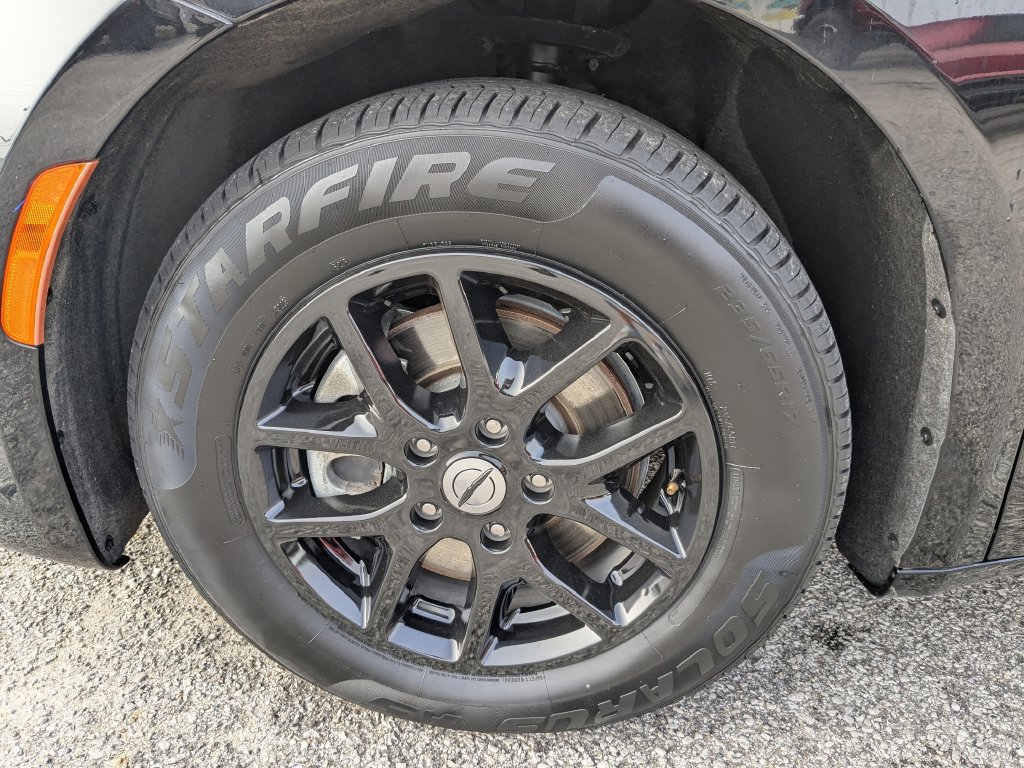 Used 2024 Chrysler Pacifica Touring-L FWD image 20