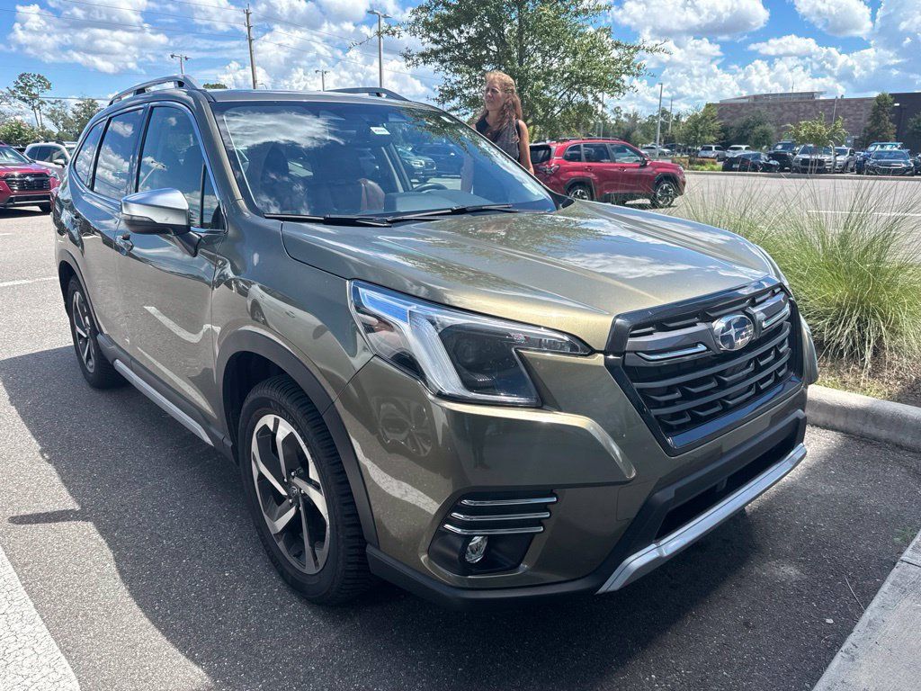 Used 2022 Subaru Forester Touring w/ Popular Package #2 AWD/4WD image 3