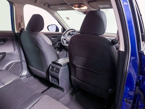 Certified 2023 Nissan Rogue SV FWD image 43