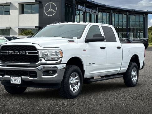 Used 2022 RAM 2500 Tradesman w/ Chrome Appearance Group image 8