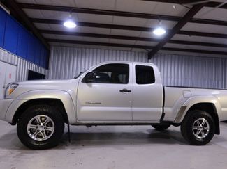 Used 2010 Toyota Tacoma PreRunner image 1