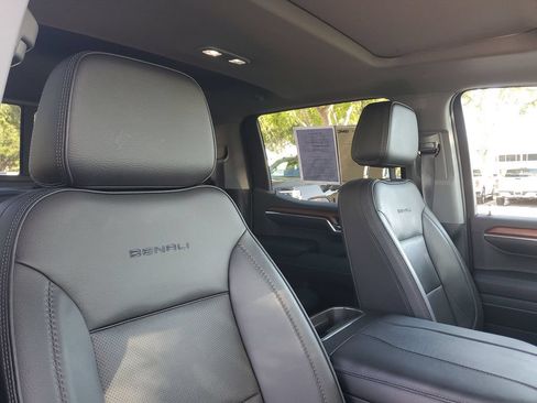 Certified 2023 GMC Sierra 1500 Denali w/ Denali Reserve Package AWD/4WD image 24