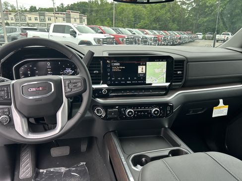 New 2026 GMC Sierra 2500 SLT w/ SLT Premium Package AWD/4WD image 35
