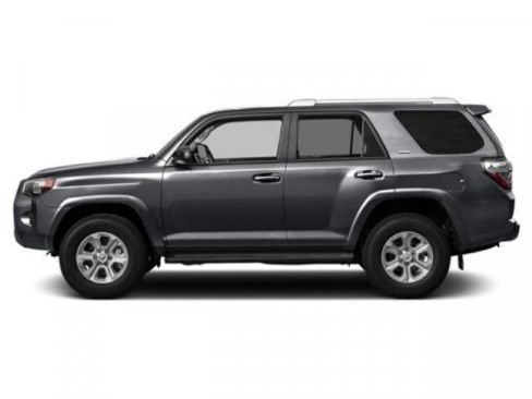 Used 2015 Toyota 4Runner SR5 image 3