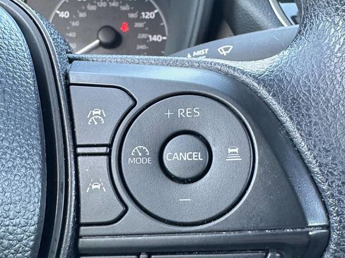 Used 2025 Toyota Corolla LE image 35