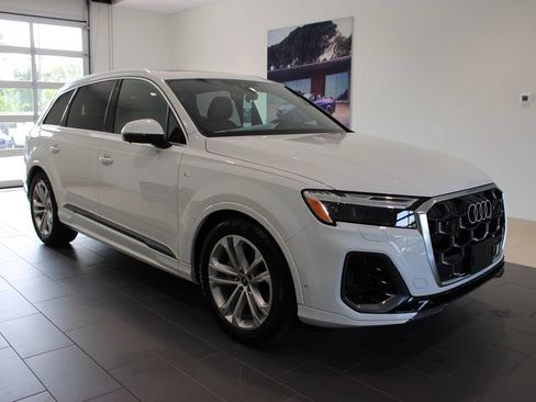New 2026 Audi Q7 Premium Plus AWD/4WD image 2