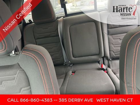 Used 2025 Nissan Frontier PRO-4X w/ Pro Convenience Package image 31