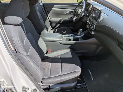 Certified 2023 Nissan Sentra SV w/ All-Weather Package FWD image 31
