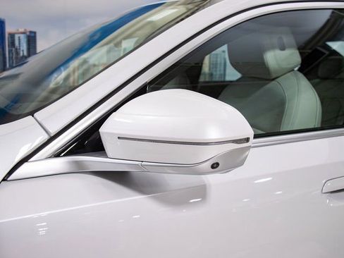 Used 2026 BMW 530i xDrive 530i xDrive w/ Premium Package image 10