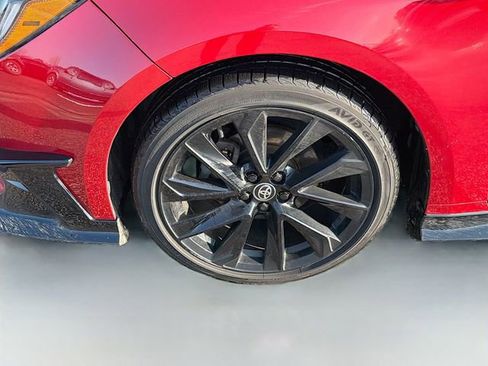 Used 2021 Toyota Corolla SE w/ Special Edition image 28