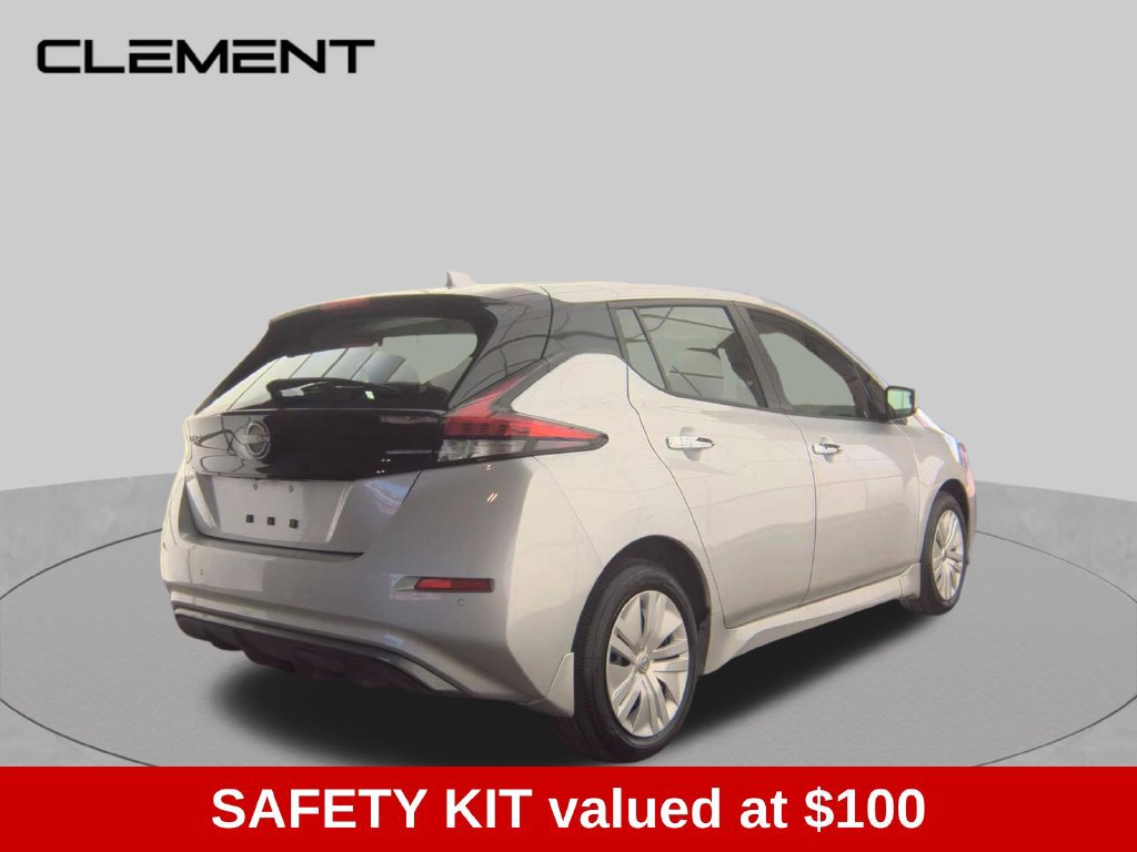 Used 2025 Nissan Leaf S FWD image 9