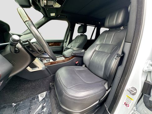 Used 2020 Land Rover Range Rover Long Wheelbase HSE image 21