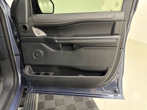 Used 2022 Ford Expedition Max Limited RWD image 30