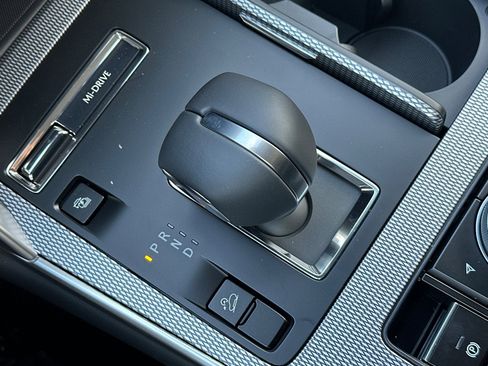 New 2026 MAZDA CX-90 Plug-In Hybrid w/ Preferred image 26