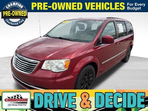 Used 2012 Chrysler Town & Country Touring w/ Entertainment Group #1 FWD image 1