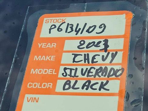 Used 2021 Chevrolet Silverado 1500 Custom w/ Safety Confidence Package AWD/4WD image 15