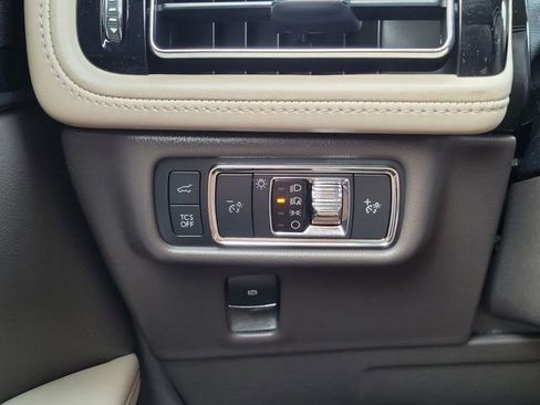 Used 2022 Lincoln Nautilus Reserve image 34