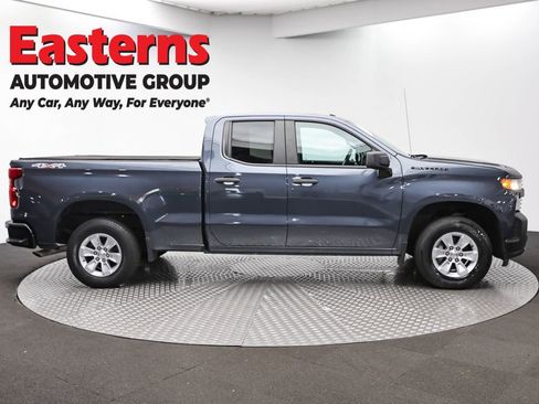 Used 2021 Chevrolet Silverado 1500 W/T w/ WT Value Package AWD/4WD image 4